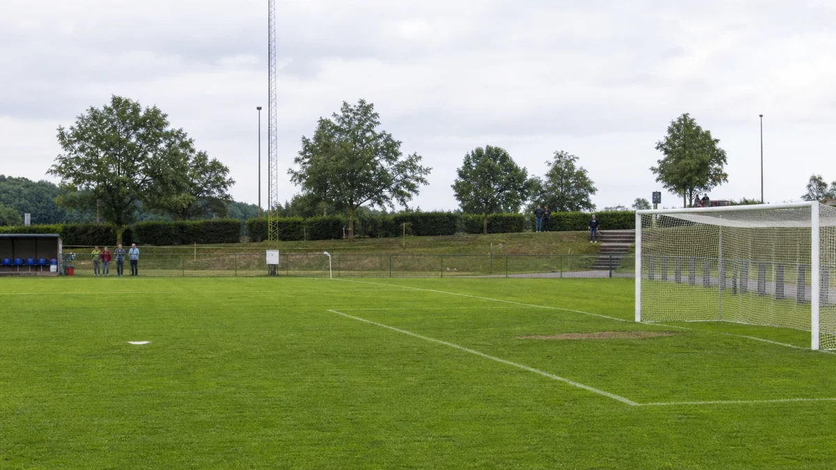 Leeds fortsätter ombyggnaden av Elland Road