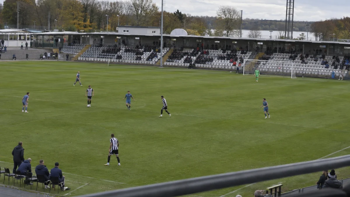 González startar när Newcastle jagar fjärdeplatsen