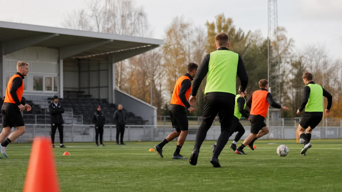 Fyra raka segrar tog England till semifinal i VM 2026