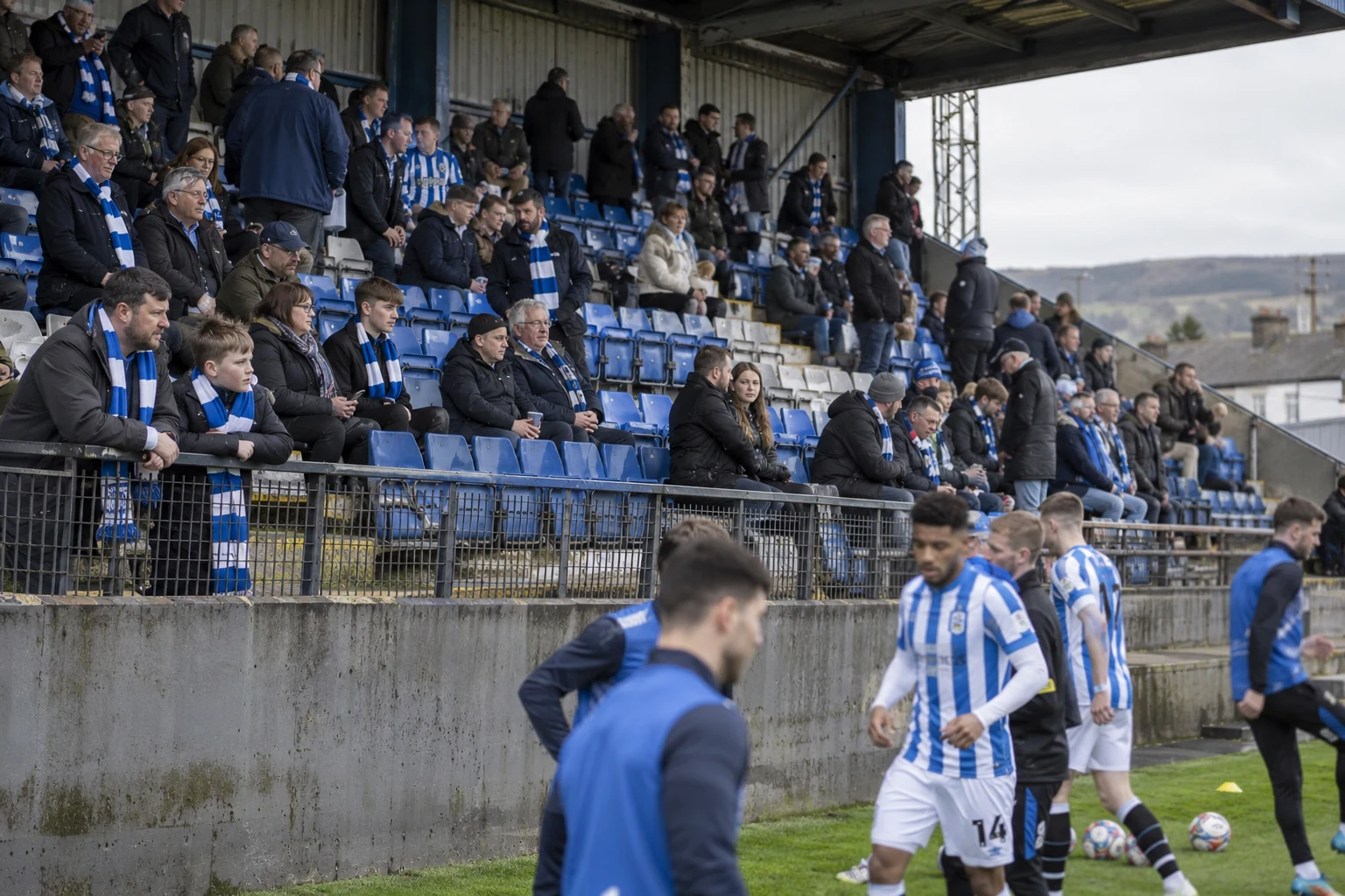 Huddersfield Town tar emot Sheffield Wed i tajt toppmöte